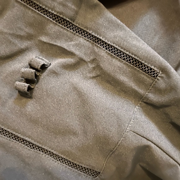 Women’s golf apparel bundle - Picture 13 of 16